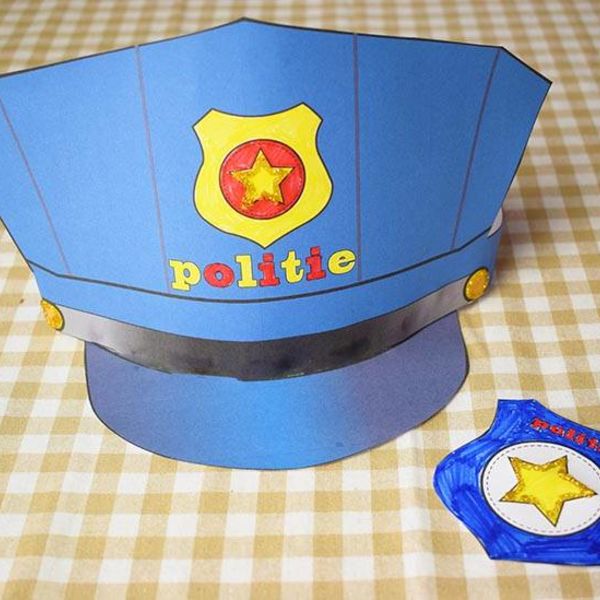 bouwplaat-badge-en-politiehoed-knutselen (1)